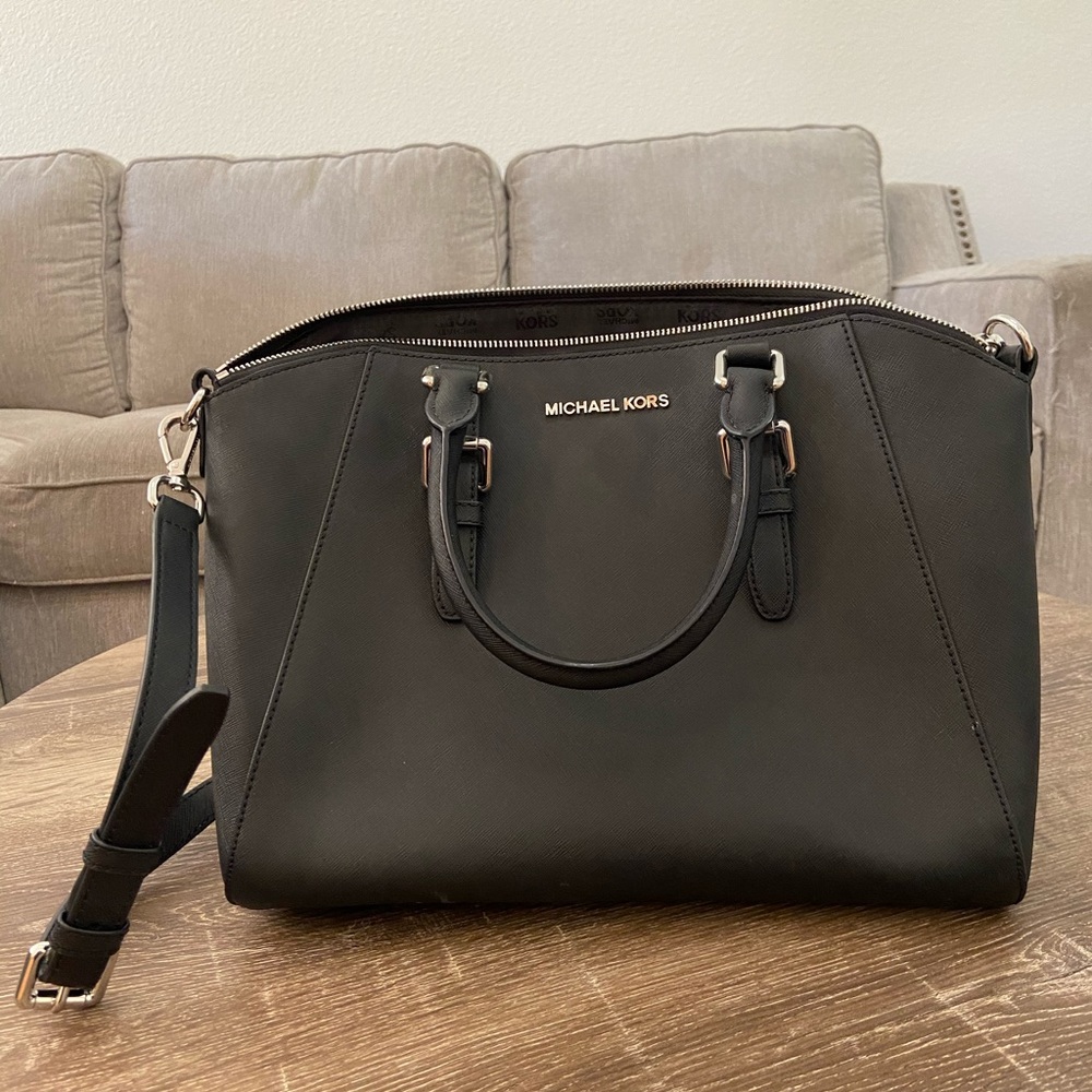 Michael Kors Crossbody